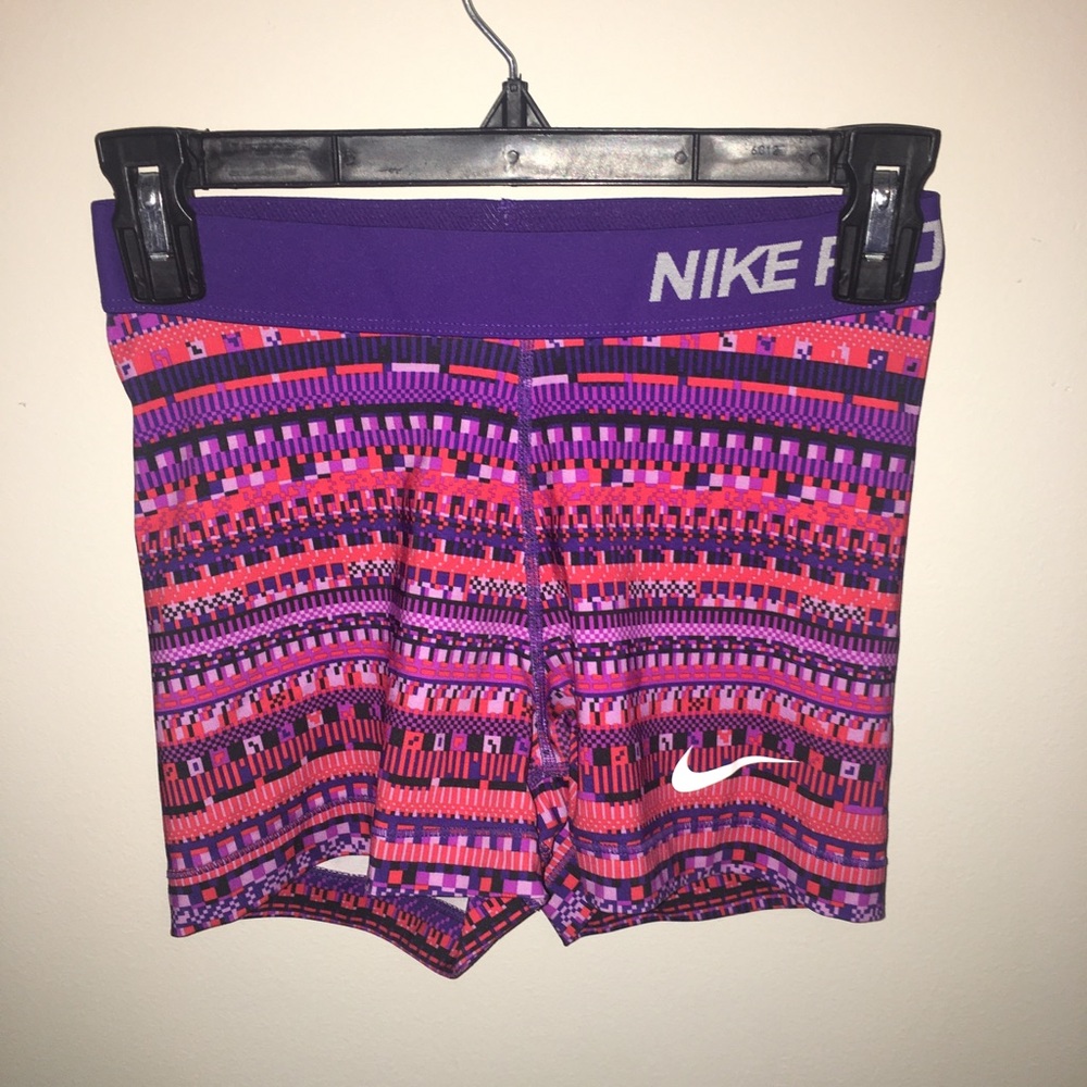 2 pair of Nike pros